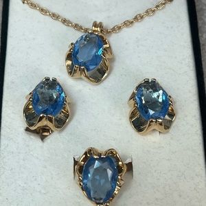 Vintage Jewelry Set 18 KT G E necklace, ring size 5.5 clip earrings